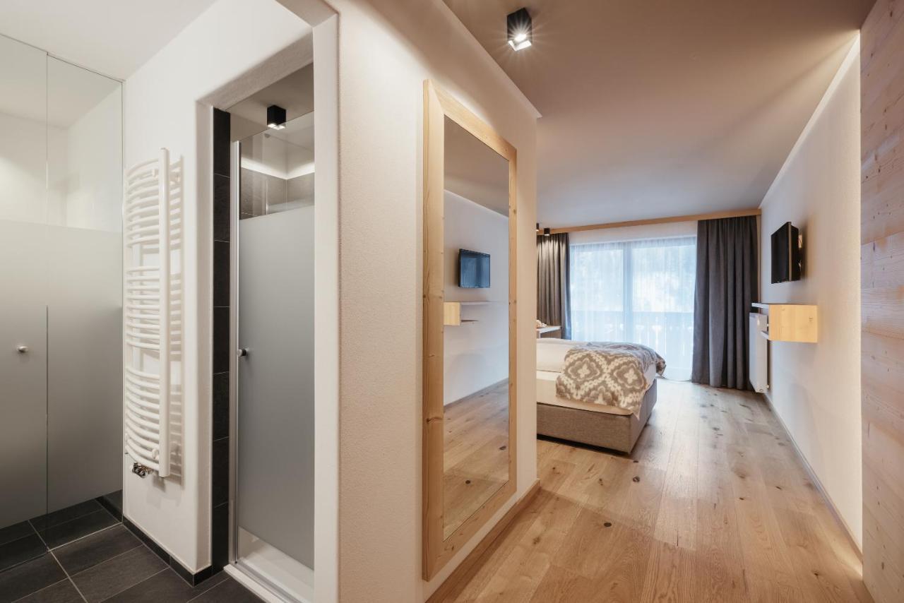 Berghotel Sanvi Сан Мартино ин Бадия Екстериор снимка