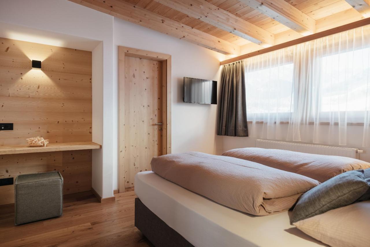 Berghotel Sanvi Сан Мартино ин Бадия Екстериор снимка