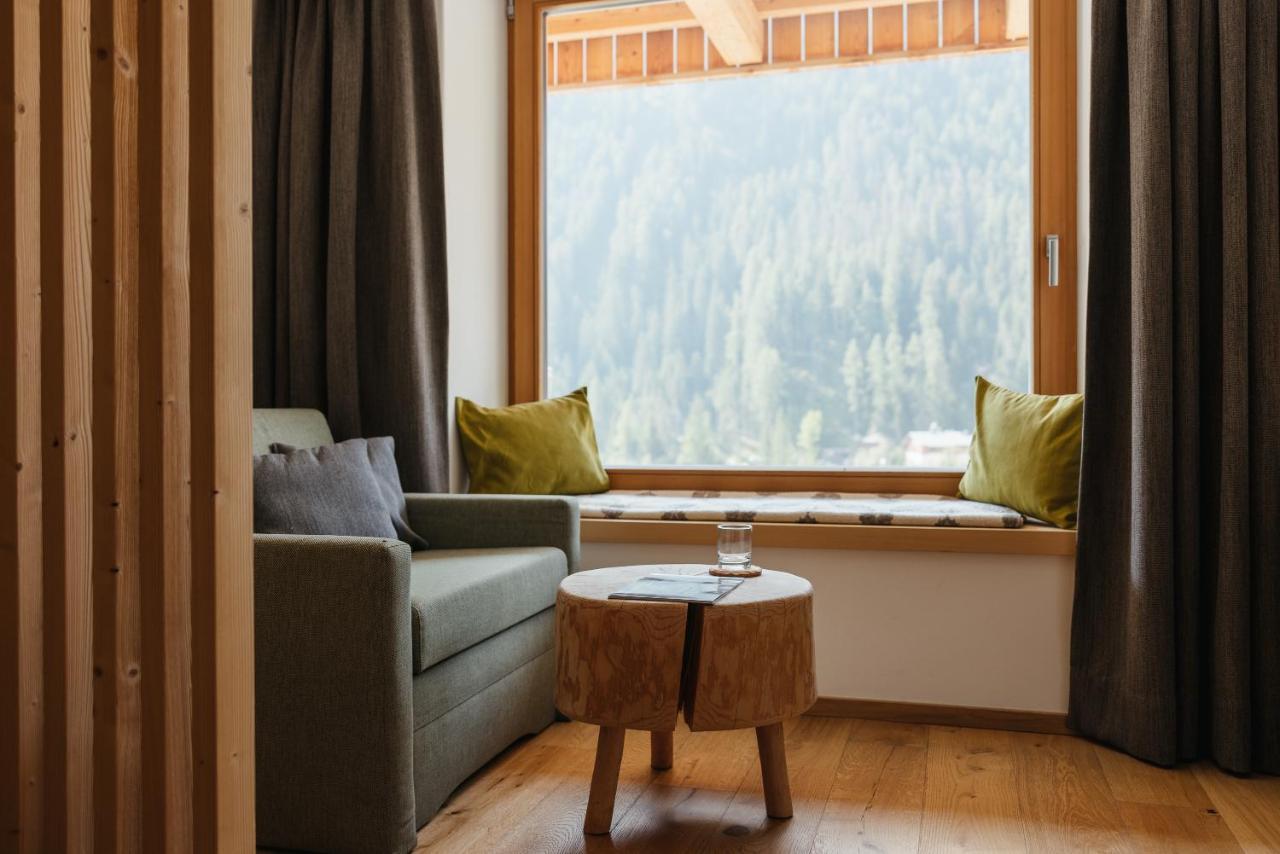 Berghotel Sanvi Сан Мартино ин Бадия Екстериор снимка